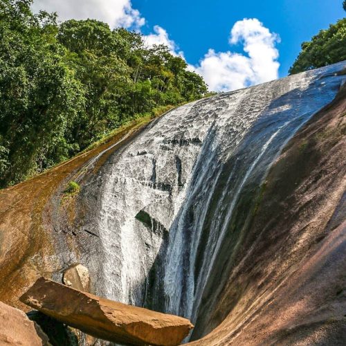 Cachoeira queda 02